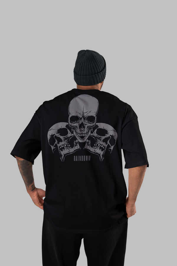 Rainboww's Cuddle Skull Oversized T-Shirt - Rainboww