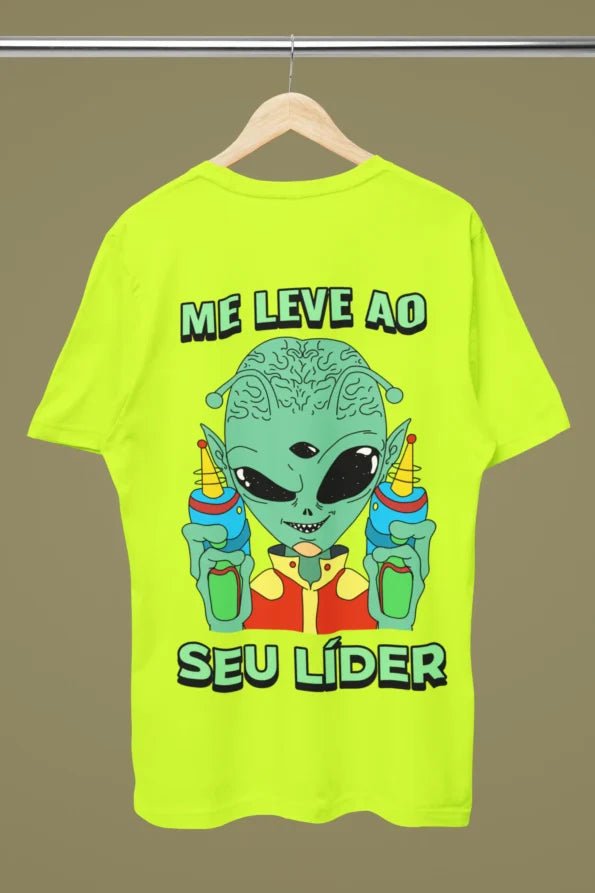 A Strange Alien Oversized Unisex T-Shirt - Rainboww