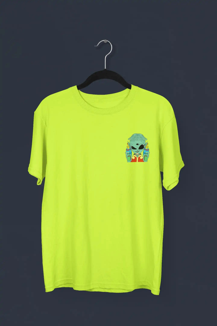 A Strange Alien Oversized Unisex T-Shirt - Rainboww